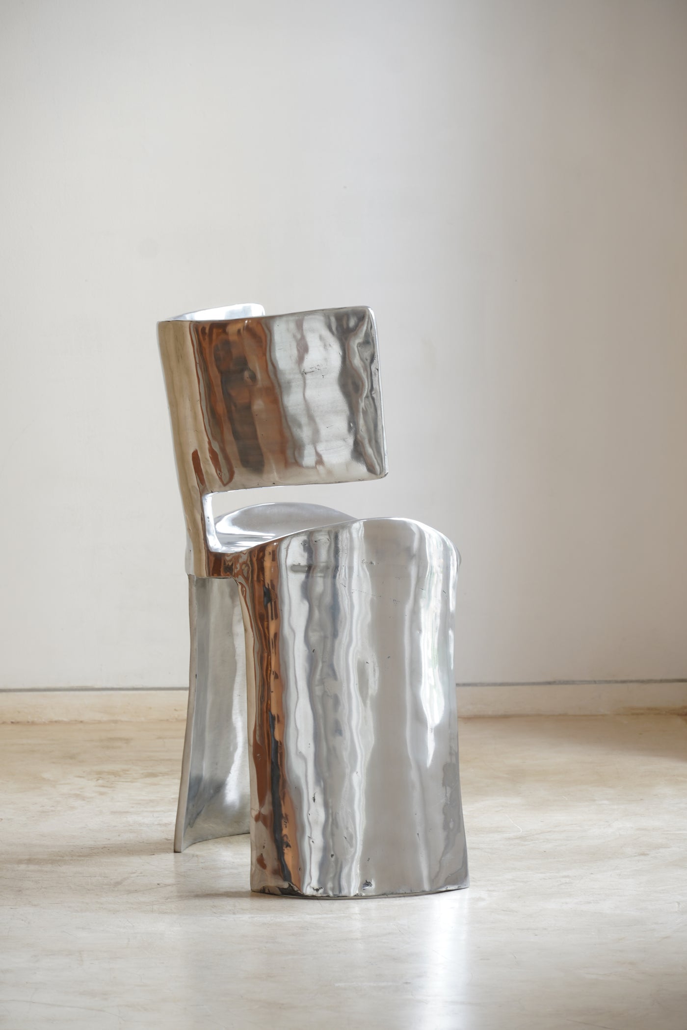 Tavit Armchair - Mirror